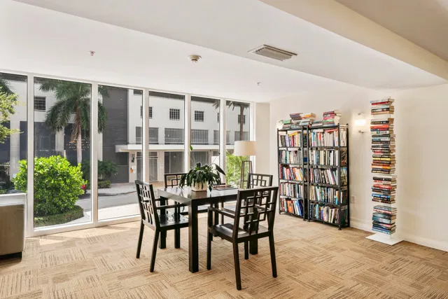 Villa Lofts Unit 302 photo 34
