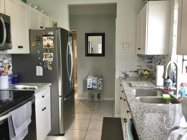  Residence photo 4
