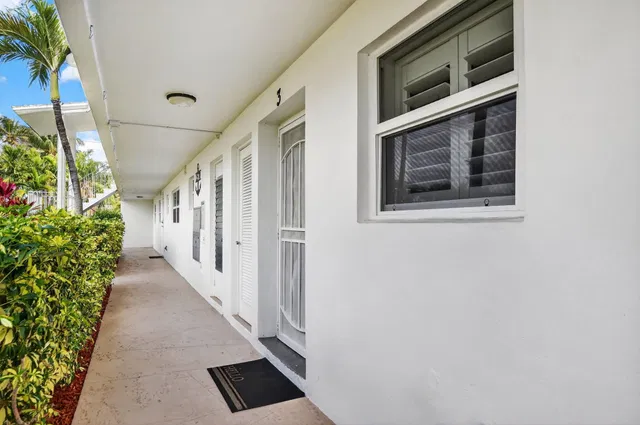 Boca Raton Unit Unit # 3 photo 5