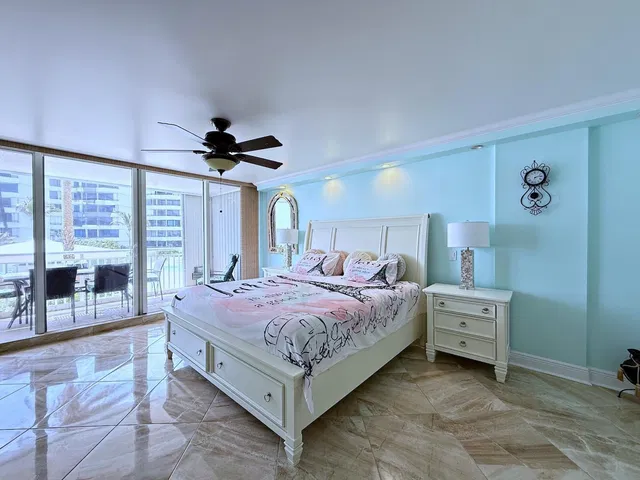 Barclay Condo Unit 305 photo 20