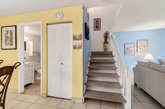  Unit C photo 29