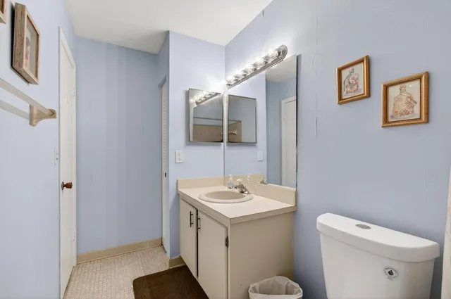  Unit C photo 47