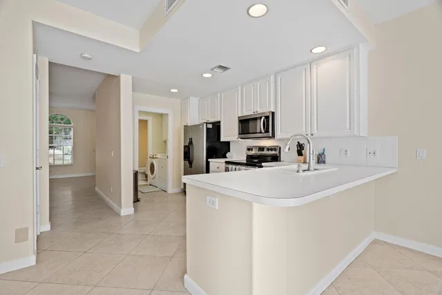 Island at Abacoa Residence photo 9