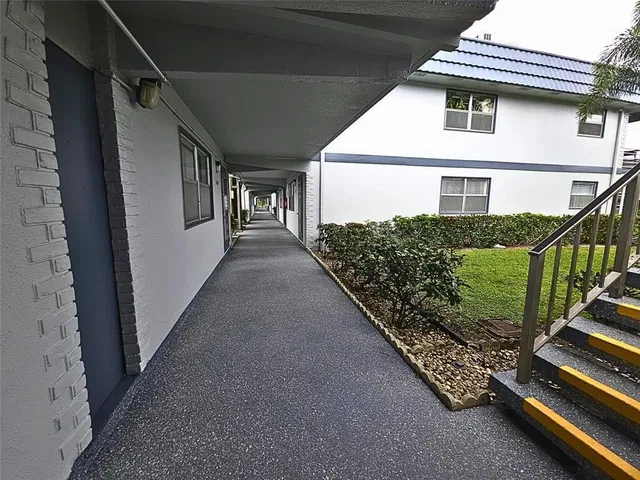 Residence photo 15