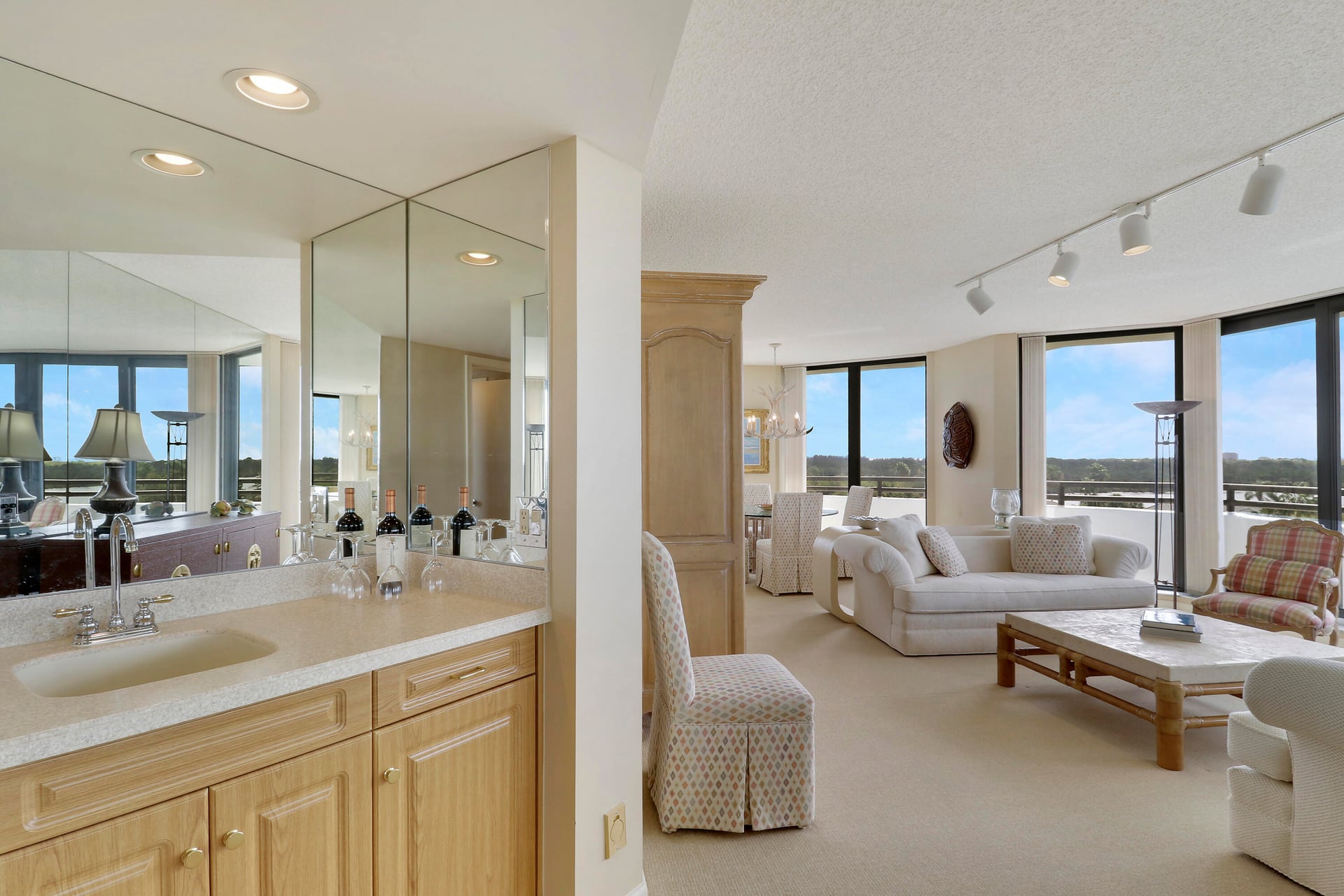 Jonathan's Landing Jupiter FL Unit 604 photo 5