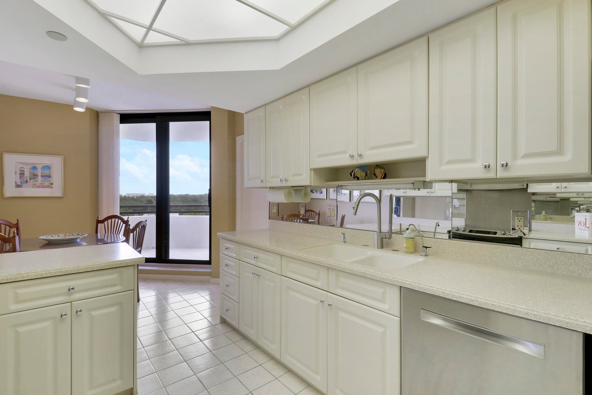 Jonathan's Landing Jupiter FL Unit 604 photo 18