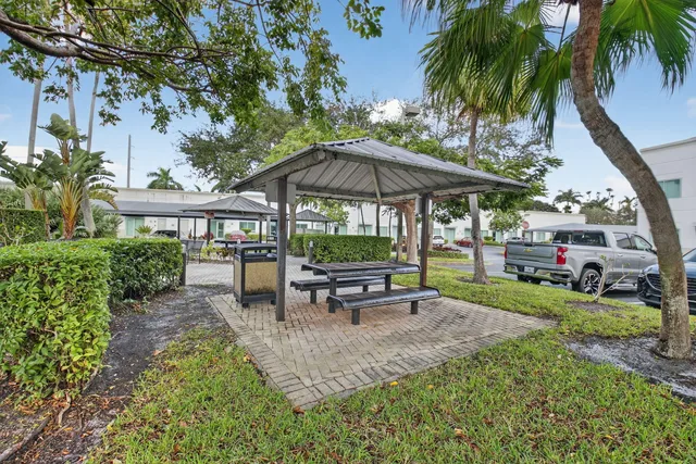Unit 3211 photo 18