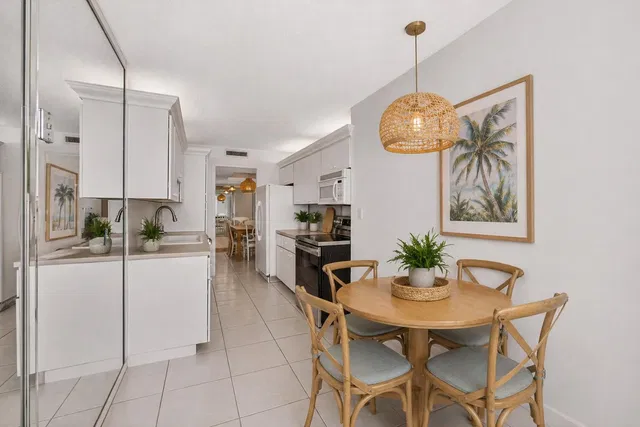Singer Island Unit 2-804 photo 6