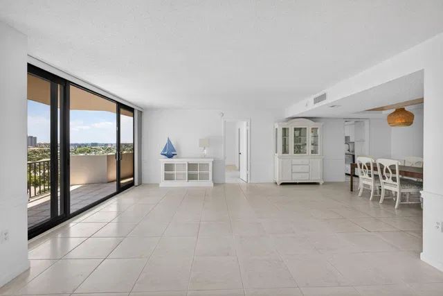 Singer Island Unit 2-804 photo 17