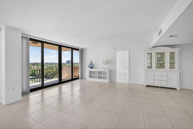 Singer Island Unit 2-804 photo 18
