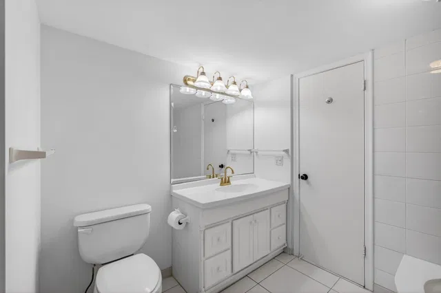 Singer Island Unit 2-804 photo 42