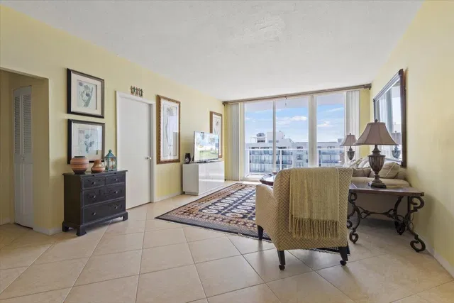 The Patrician of Palm Beach Unit 8120 photo 13