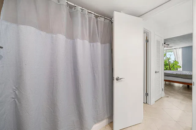  Unit 415 photo 18