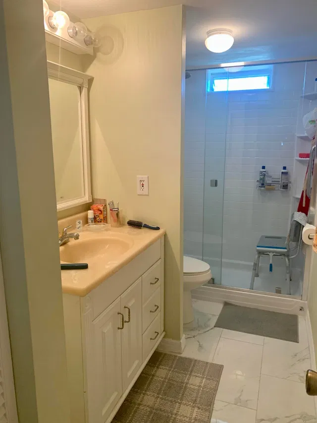 Unit 318 photo 23