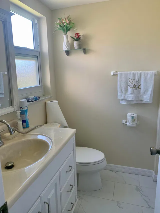 Unit 318 photo 26