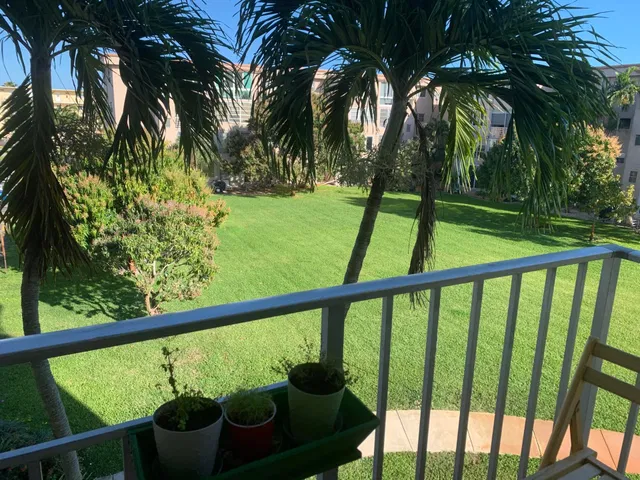 Unit 318 photo 32