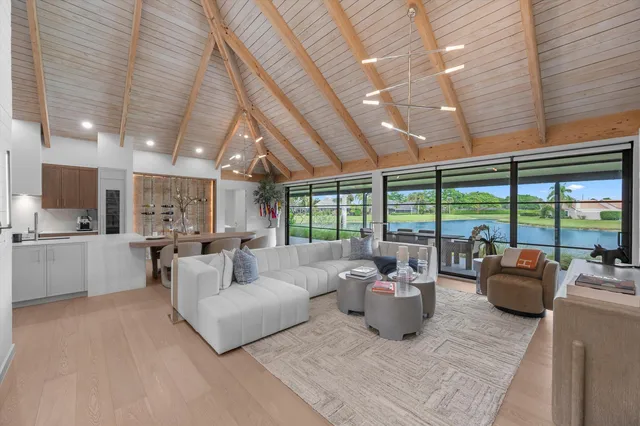 Pebblewood Residence photo 15