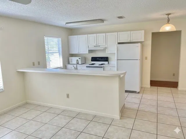 Residence photo 5