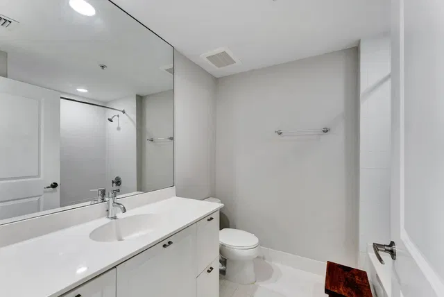 Unit 409 (ph-09) photo 11