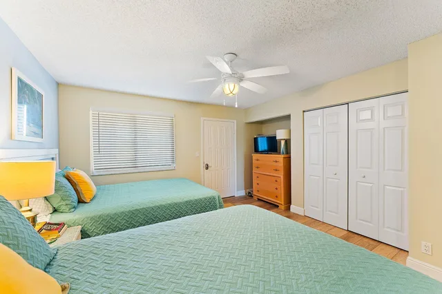 Unit A105 photo 30