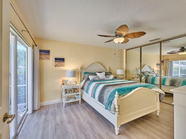 Residence photo 13