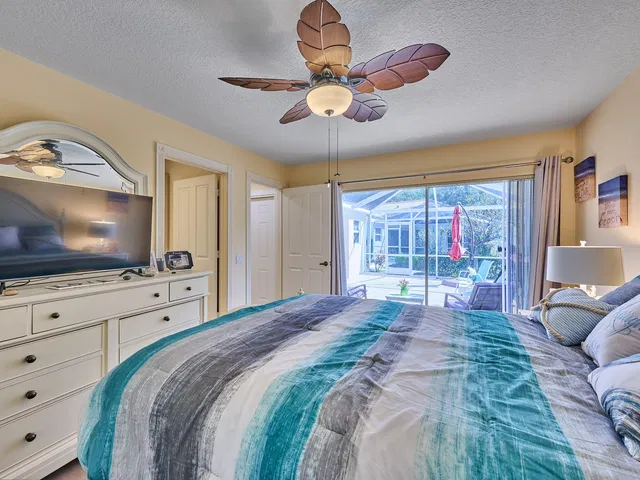 Residence photo 16