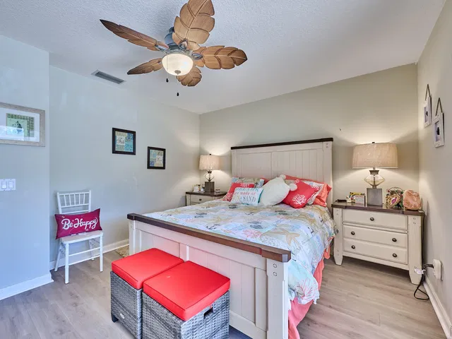 Residence photo 45