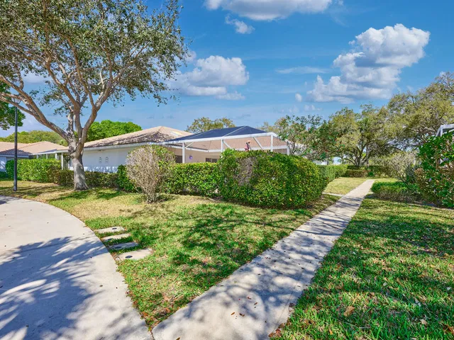 Residence photo 59