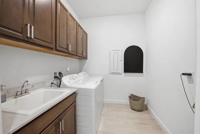  Residence photo 32
