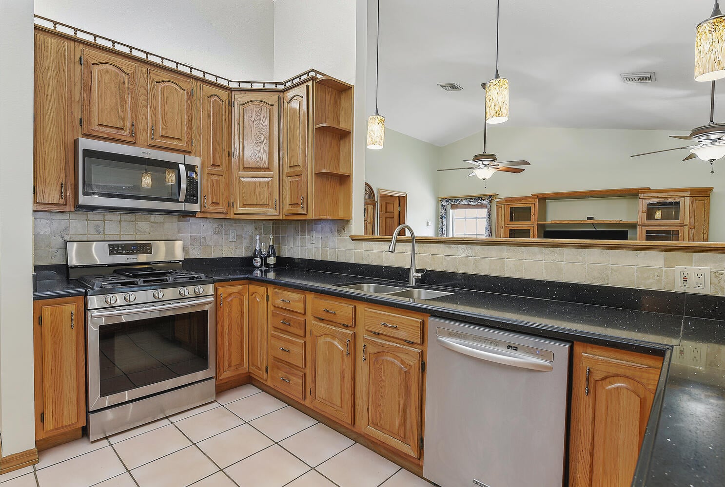 Residence photo 11