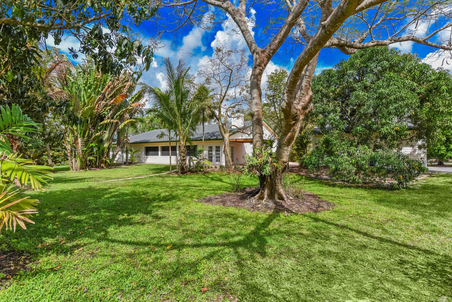 Residence photo 54