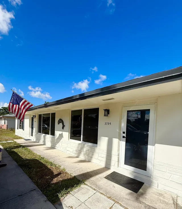 Residence photo 2