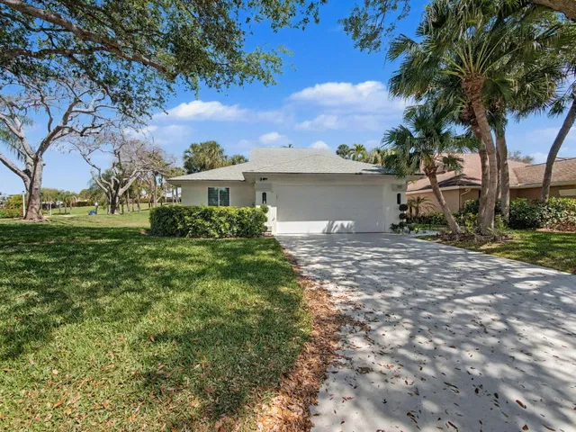  Residence photo 4