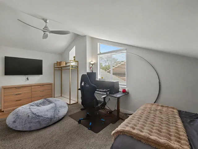  Residence photo 28