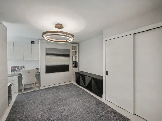  Residence photo 30