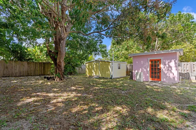 Old Northwood Residence photo 35