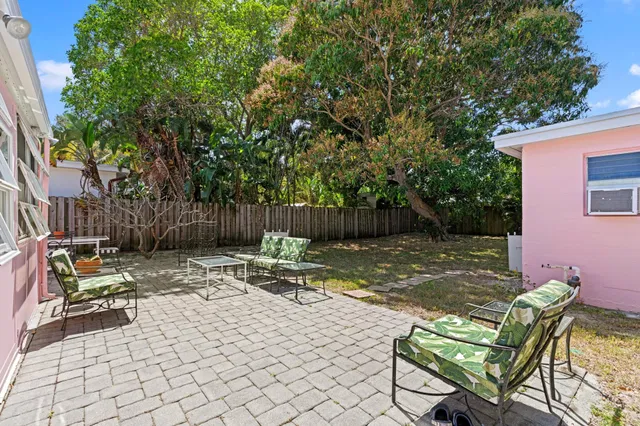 Old Northwood Residence photo 37
