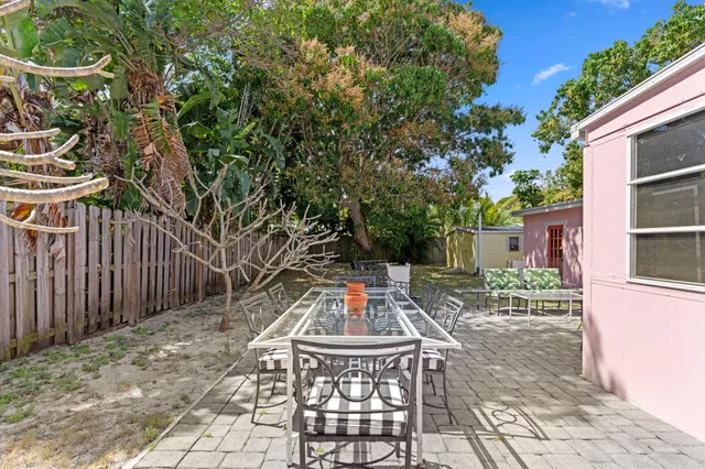 Old Northwood Residence photo 38