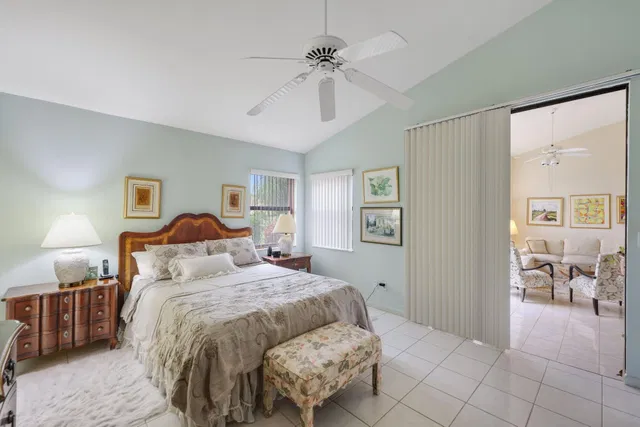 Residence photo 18