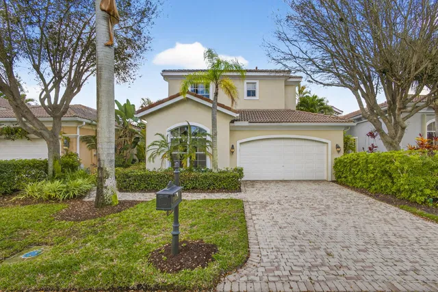 Mirasol Country Club Residence photo 2