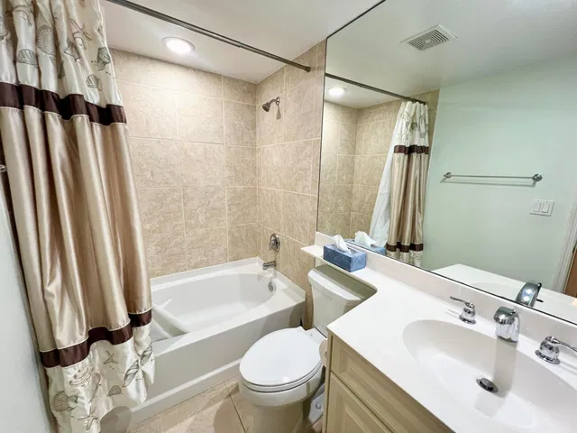 Harborage Yacht Club Residence photo 23