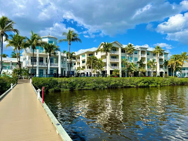 Harborage Yacht Club Residence photo 25