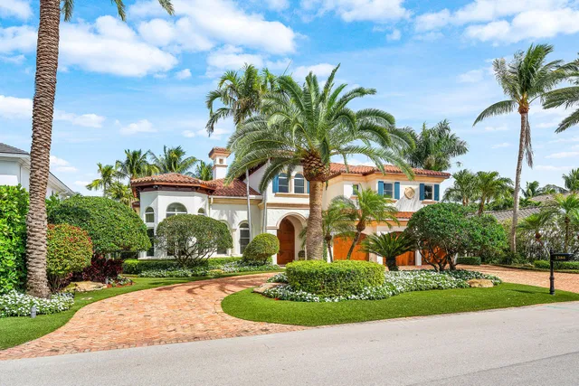 Royal Palm Yacht and Country Club Residence photo 4