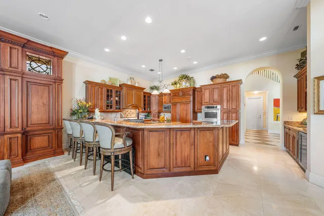 Royal Palm Yacht and Country Club Residence photo 20