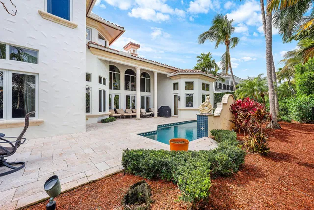 Royal Palm Yacht and Country Club Residence photo 29