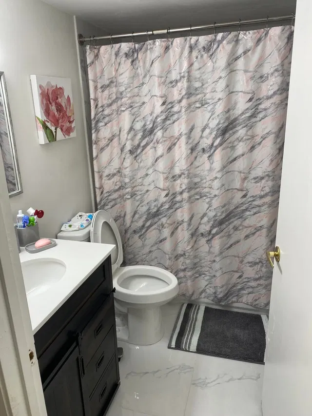 Unit 108 photo 9