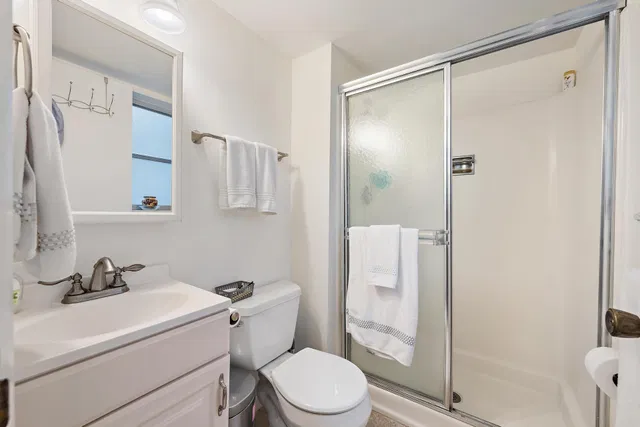Unit 6-51 photo 9