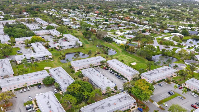 Unit 6-51 photo 21