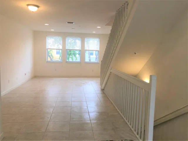Cityside West Palm Beach Unit 5 photo 4
