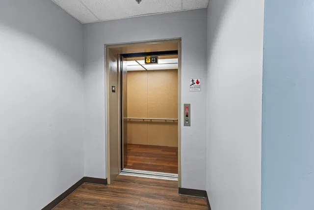  Residence photo 15